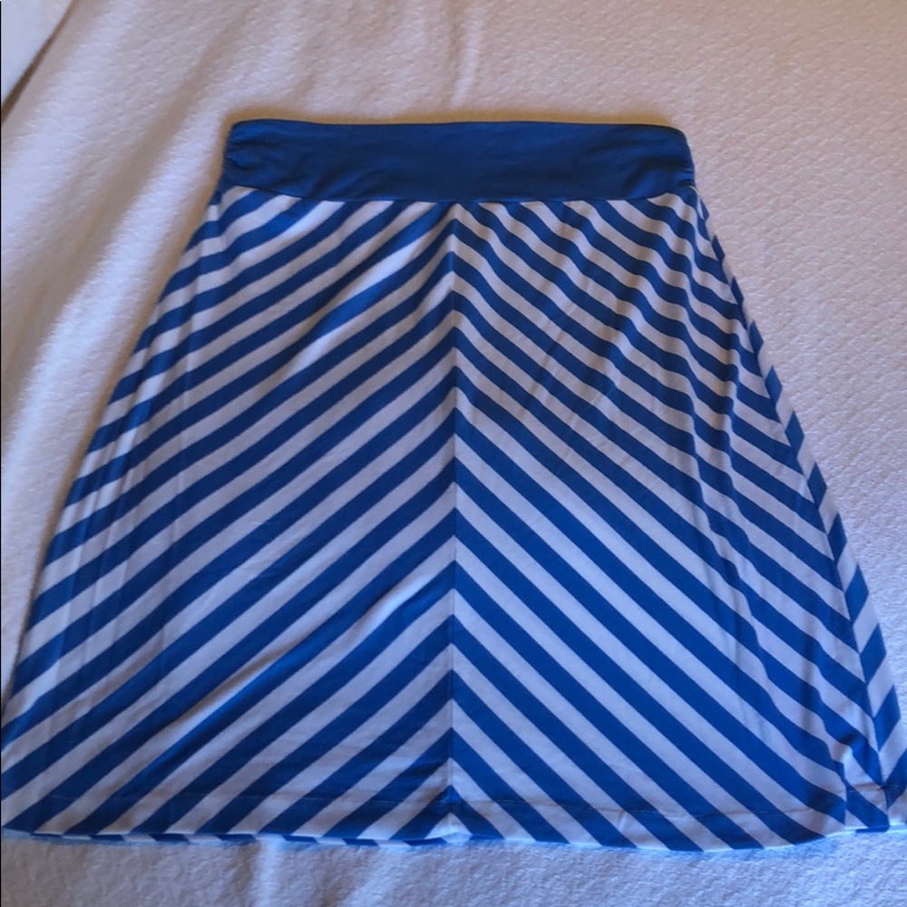 Faded Glory Lightweight skirt